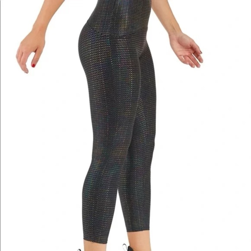 Spanx Metallic Dot Rainbow Print Active 7/8 Leggings Size Small